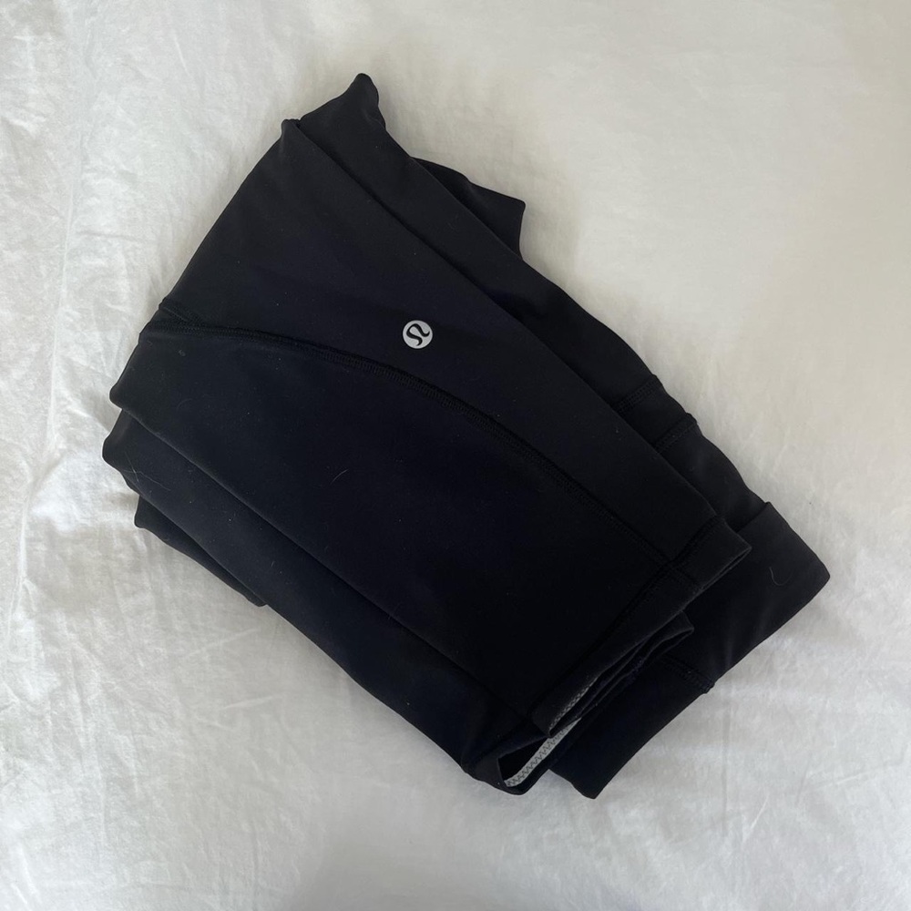 Lululemon black leggings
